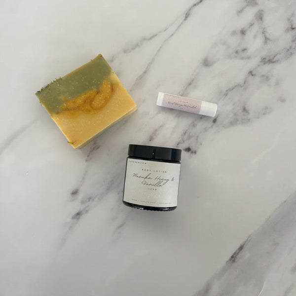 SIMPLE + SWEET GIFT SET